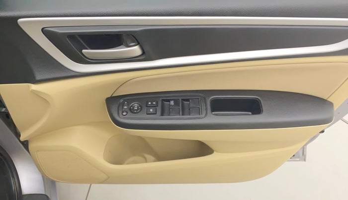 2022 Honda Amaze 1.2L I-VTEC VX CVT, Petrol, Automatic, 30,374 km, Driver Side Door Panels Control