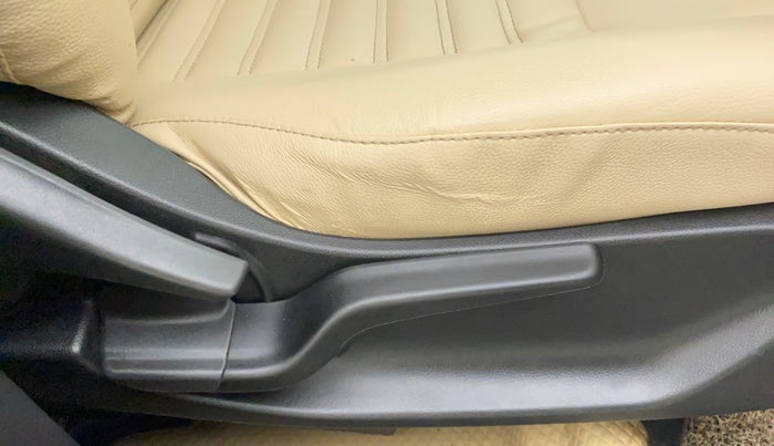 2022 Honda Amaze 1.2L I-VTEC VX CVT, Petrol, Automatic, 30,374 km, Driver Side Adjustment Panel