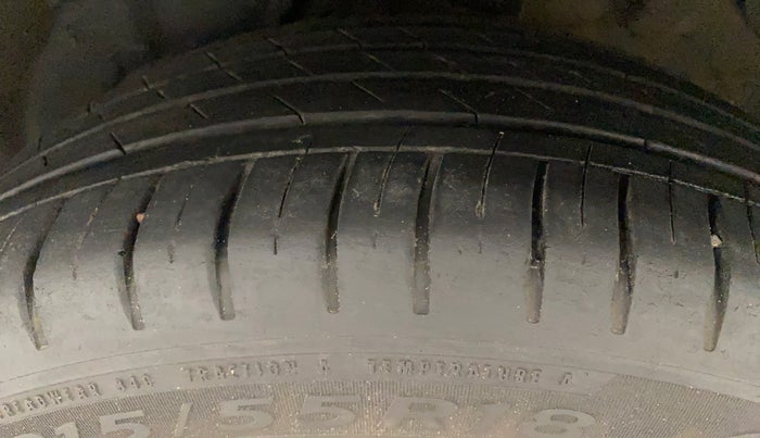 2021 MG HECTOR SHARP HYBRID 1.5 PETROL, Petrol, Manual, 24,351 km, Left Front Tyre Tread