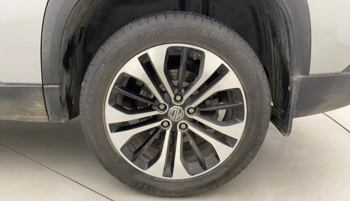 2021 MG HECTOR SHARP HYBRID 1.5 PETROL, Petrol, Manual, 24,351 km, Left Rear Wheel