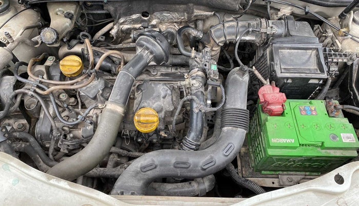 2015 Renault Duster 85 PS RXL DIESEL, Diesel, Manual, 1,09,411 km, Open Bonet