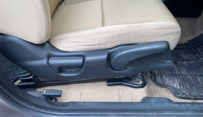 2016 Honda City 1.5L I-VTEC SV, Petrol, Manual, 26,743 km, Driver Side Adjustment Panel