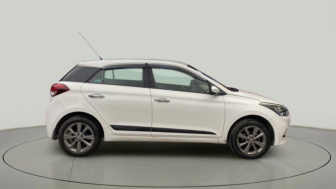 2014 Hyundai i20 SPORTZ 1.2, Petrol, Manual, 79,322 km, Right Side View