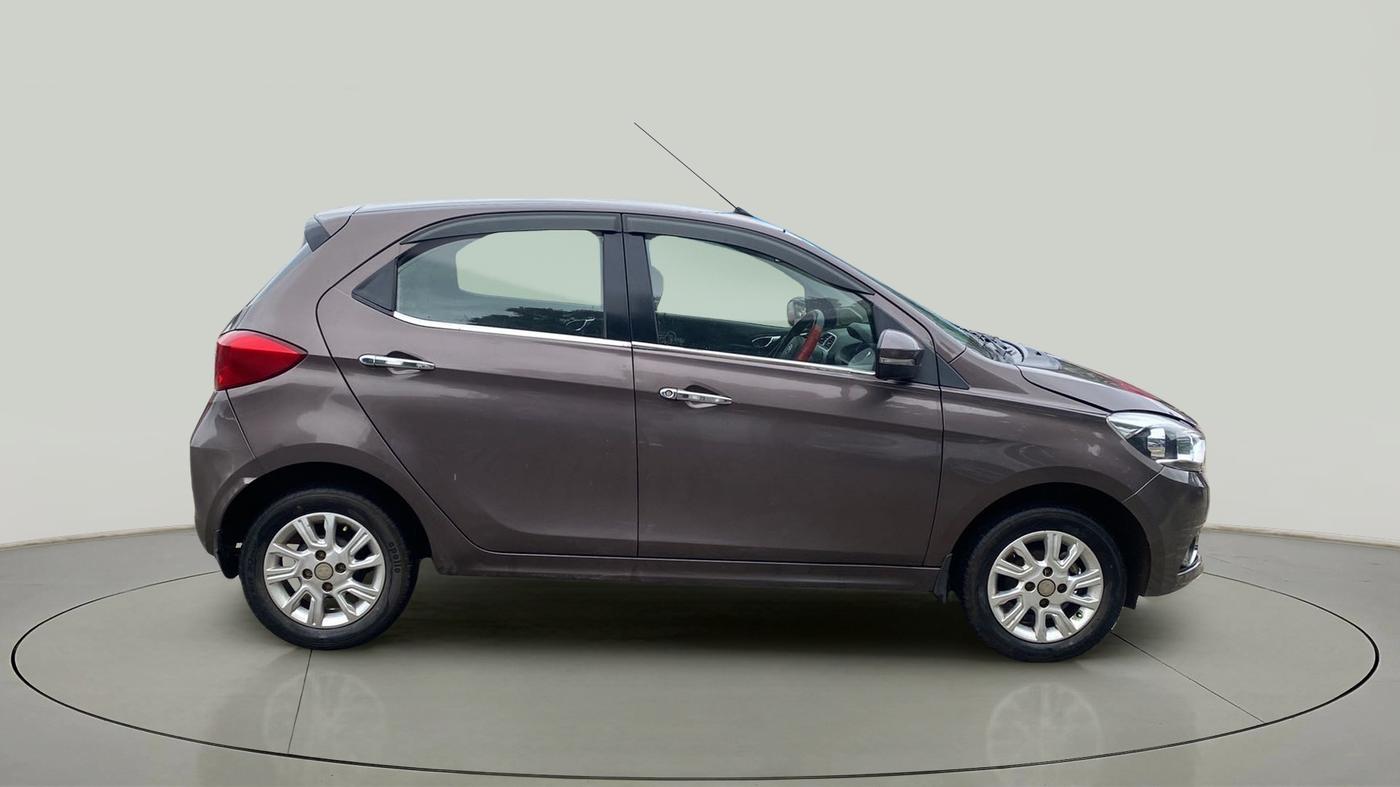 2018 Tata Tiago XZ PETROL, Petrol, Manual, 40,912 km, Right Side