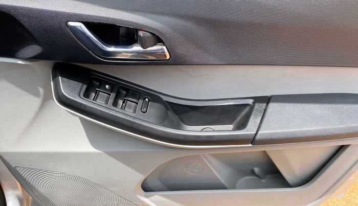 2021 Tata Tiago XZA PLUS PETROL, Petrol, Automatic, 32,059 km, Driver Side Door Panels Control