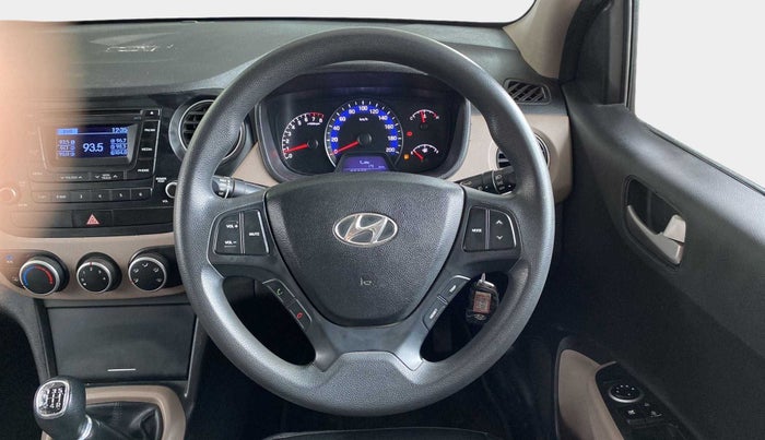 2015 Hyundai Xcent S 1.2, Petrol, Manual, 66,711 km, Steering Wheel Close Up