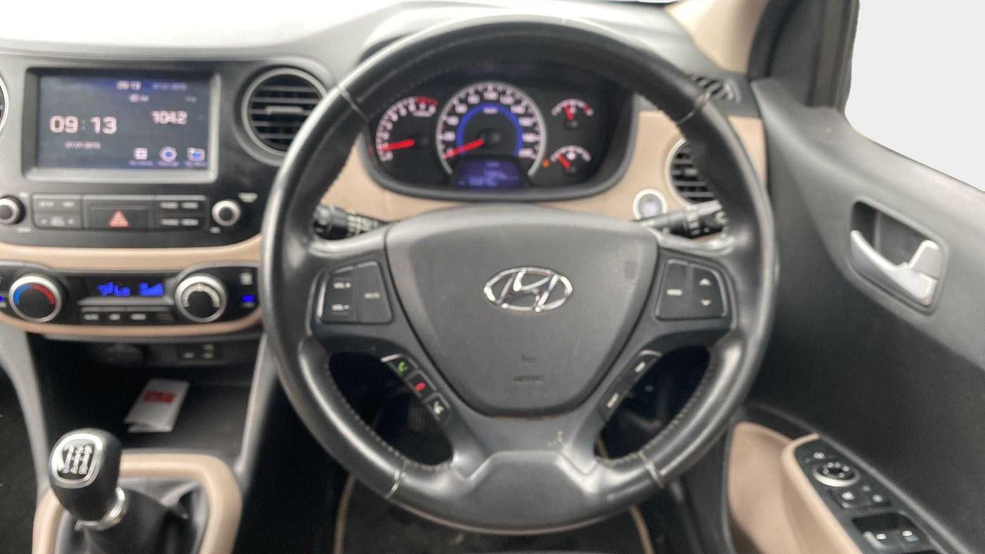 2017 Hyundai Grand i10 ASTA 1.2 KAPPA VTVT, Petrol, Manual, 67,265 km, Steering Wheel Close Up