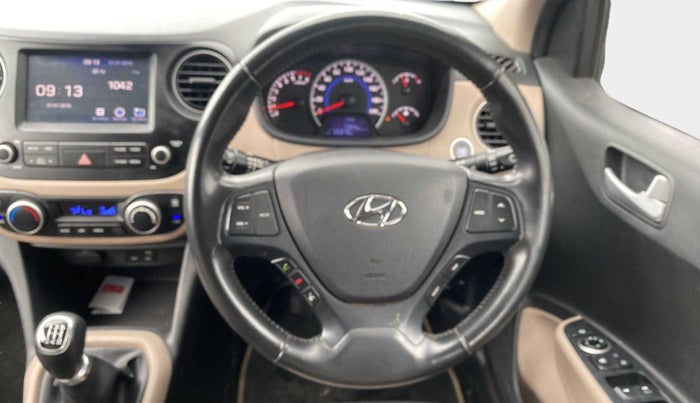 2017 Hyundai Grand i10 ASTA 1.2 KAPPA VTVT, Petrol, Manual, 67,265 km, Steering Wheel Close Up