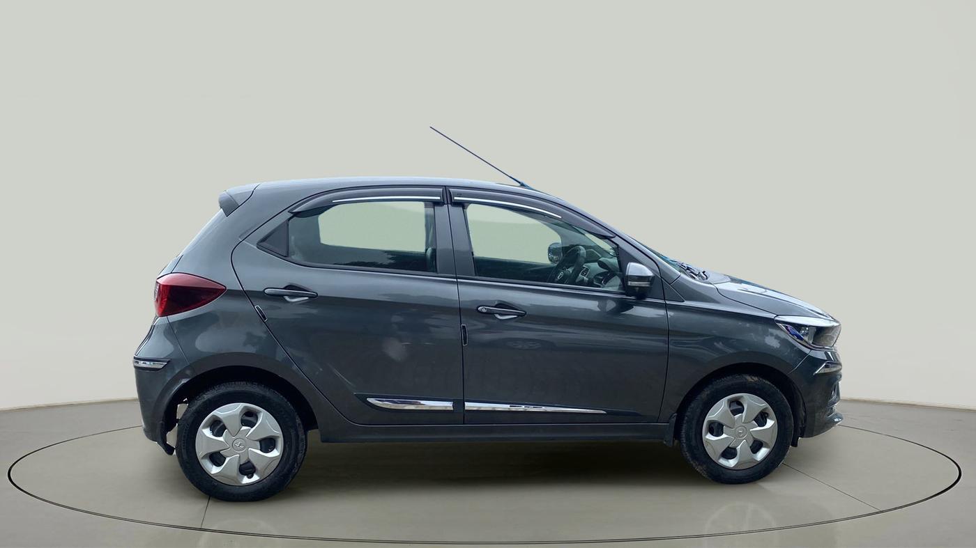 2021 Tata Tiago XT (O) PETROL, Petrol, Manual, 14,936 km, Right Side