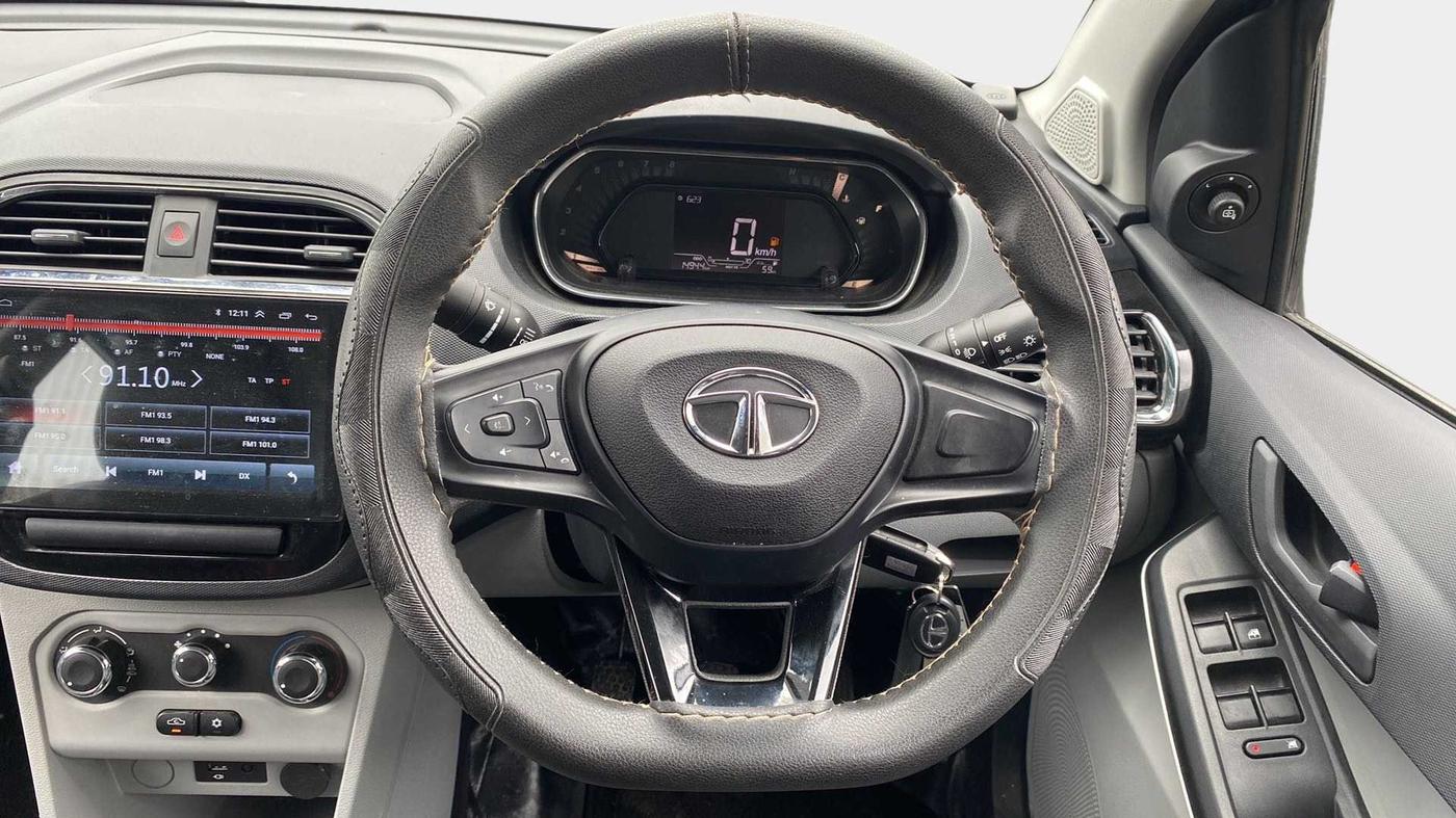 2021 Tata Tiago XT (O) PETROL, Petrol, Manual, 14,936 km, Steering Wheel Close Up