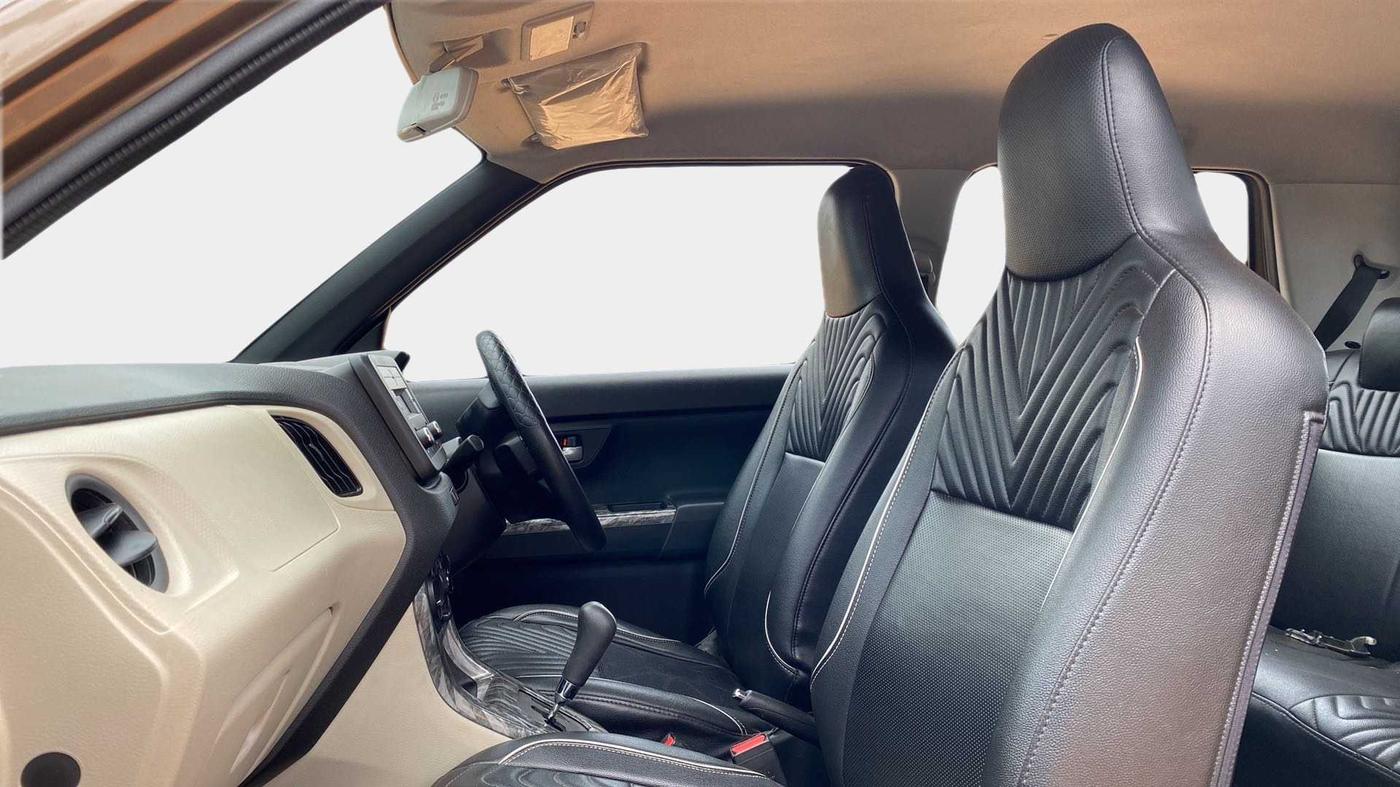 2019 Maruti New Wagon-R VXI 1.2 AMT, Petrol, Automatic, 16,416 km, Right Side Front Door Cabin