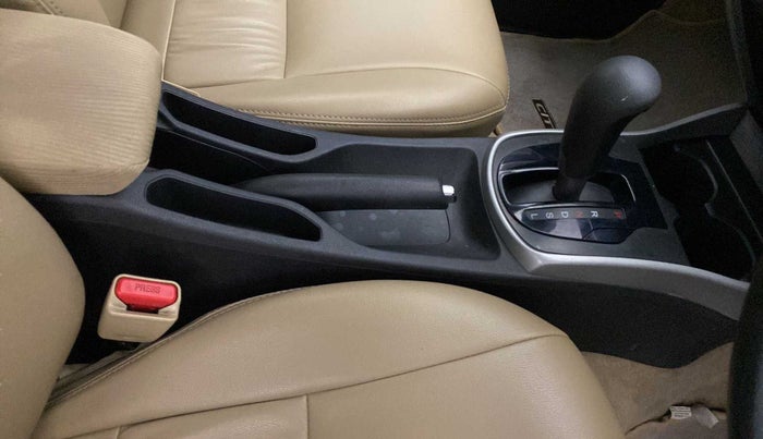 2016 Honda City 1.5L I-VTEC SV CVT, Petrol, Automatic, 61,033 km, Gear Lever