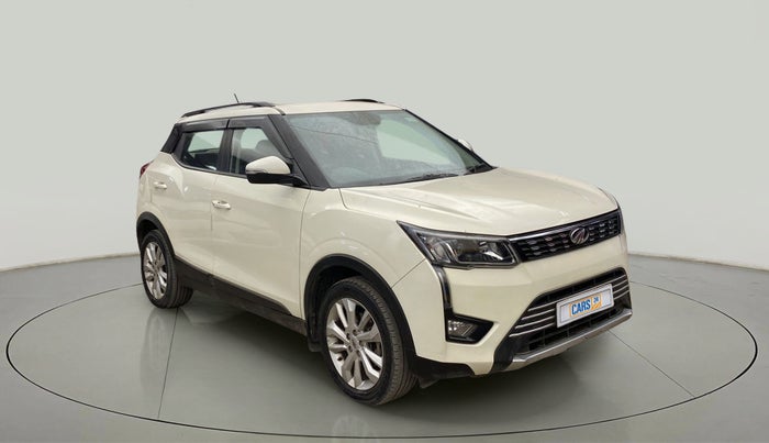 2020 Mahindra XUV300 W8 1.5 DIESEL AMT, Diesel, Automatic, 64,788 km, Right Front Diagonal