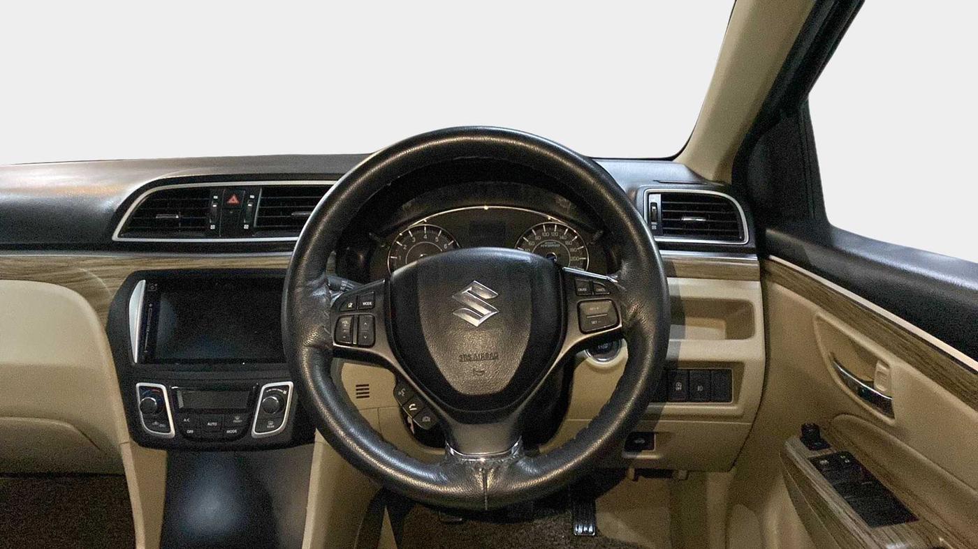 2019 Maruti Ciaz ALPHA 1.5 SHVS PETROL, Petrol, Manual, 30,957 km, Steering Wheel Close Up