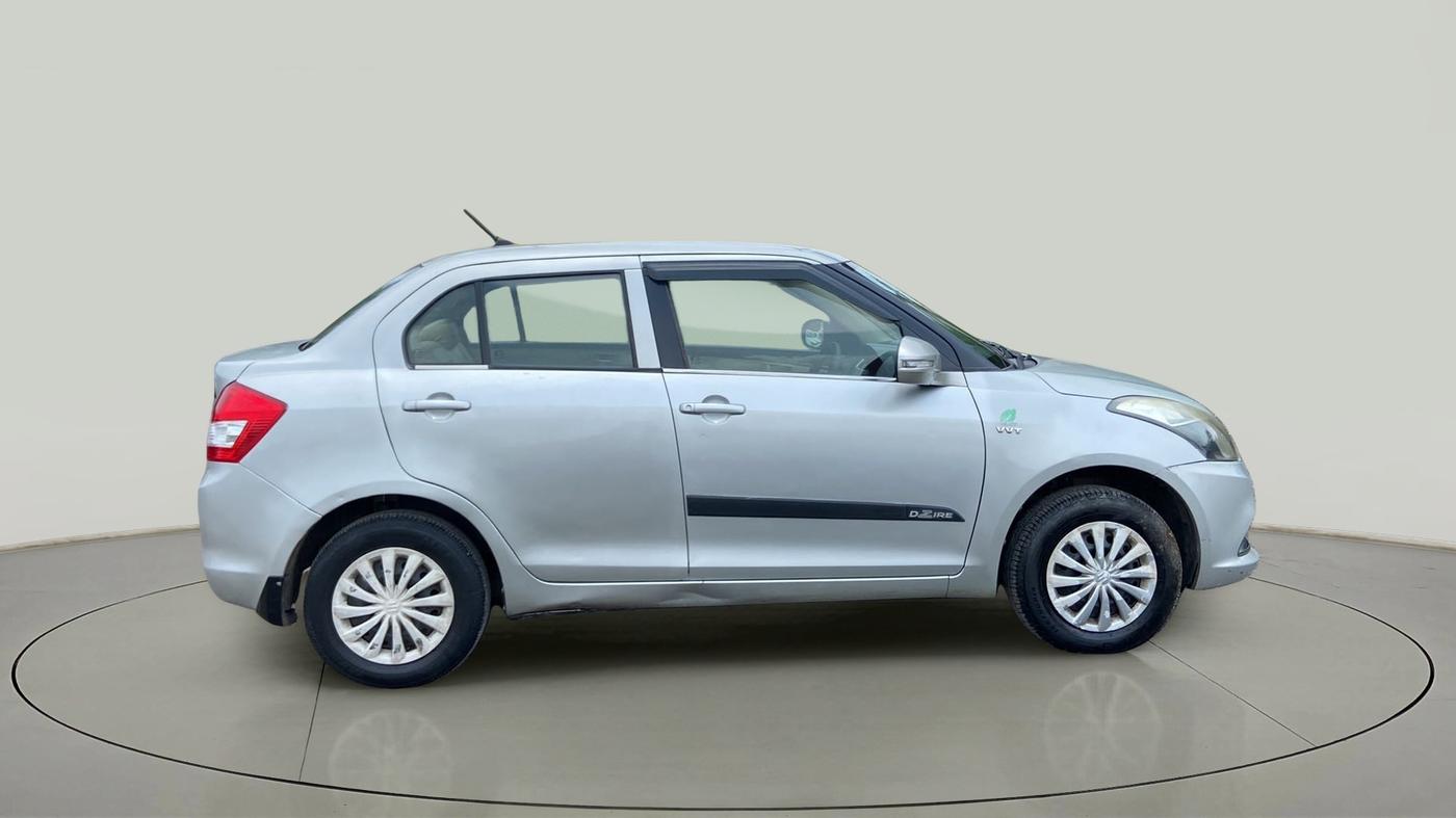 2016 Maruti Swift Dzire VXI, CNG, Manual, 1,20,583 km, Right Side View