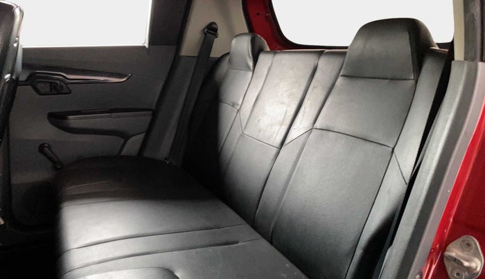 2018 Mahindra KUV 100 NXT K2 P 6 STR, Petrol, Manual, 18,276 km, Right Side Rear Door Cabin