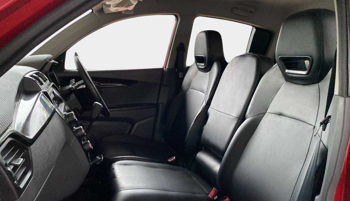 2018 Mahindra KUV 100 NXT K2 P 6 STR, Petrol, Manual, 18,276 km, Right Side Front Door Cabin