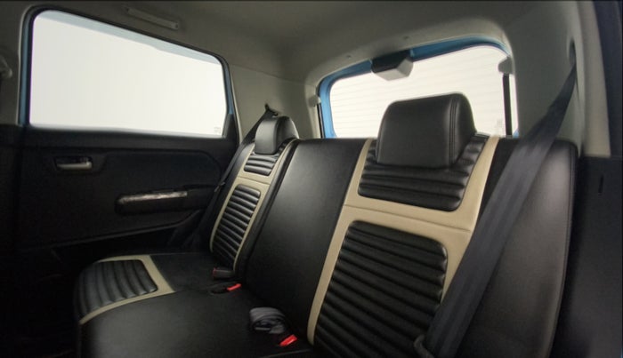 2020 Maruti New Wagon-R ZXI 1.2 AMT, Petrol, Automatic, 52,430 km, Right Side Rear Door Cabin