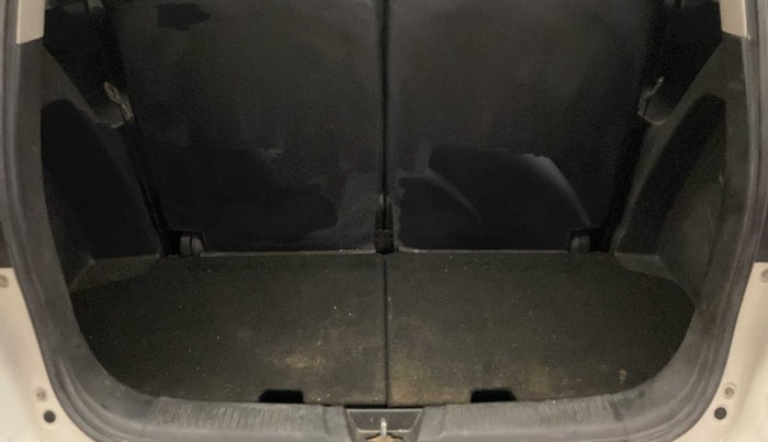 2019 Maruti XL6 ZETA AT, Petrol, Automatic, 62,495 km, Boot Inside
