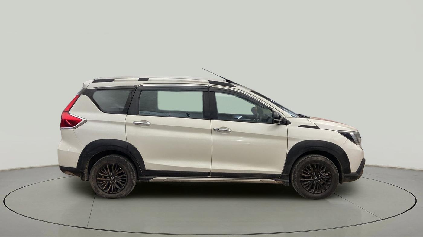 2019 Maruti XL6 ZETA AT, Petrol, Automatic, 62,495 km, Right Side View