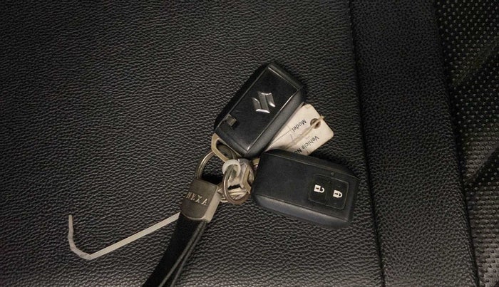 2019 Maruti XL6 ZETA AT, Petrol, Automatic, 62,495 km, Key Close Up
