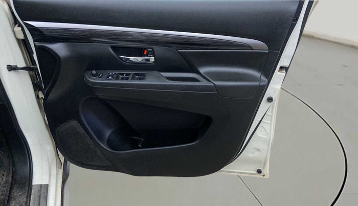 2019 Maruti XL6 ZETA AT, Petrol, Automatic, 62,495 km, Driver Side Door Panels Control