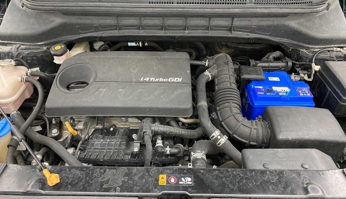 2022 KIA CARENS LUXURY PLUS 1.4 PETROL DCT 6 STR, Petrol, Automatic, 14,715 km, Open Bonet