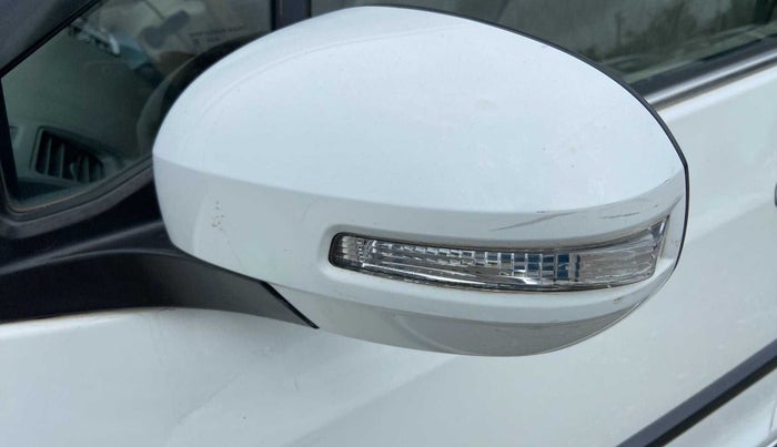 2015 Maruti Ertiga VDI, Diesel, Manual, 89,567 km, Left rear-view mirror - Minor scratches