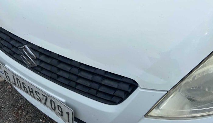 2015 Maruti Ertiga VDI, Diesel, Manual, 89,567 km, Bonnet (hood) - Minor scratches