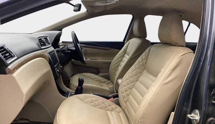 2022 Maruti Ciaz ZETA 1.5 SHVS MT PETROL, Petrol, Manual, 35,946 km, Right Side Front Door Cabin