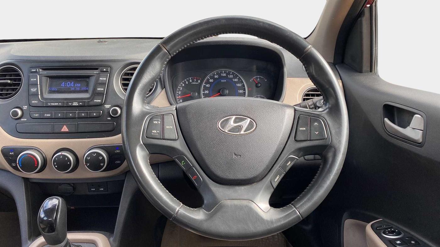 2015 Hyundai Grand i10 ASTA AT 1.2 KAPPA VTVT, Petrol, Automatic, 47,369 km, Steering Wheel Close Up