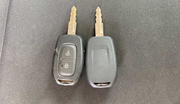 2022 Renault Kwid CLIMBER AMT 1.0, Petrol, Automatic, 25,787 km, Key Close Up