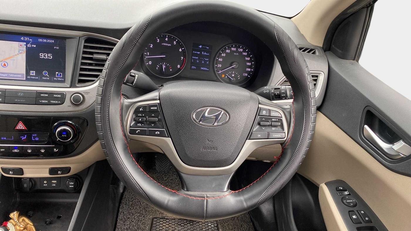 2019 Hyundai Verna 1.6 VTVT SX O, Petrol, Manual, 34,112 km, Steering Wheel Close Up