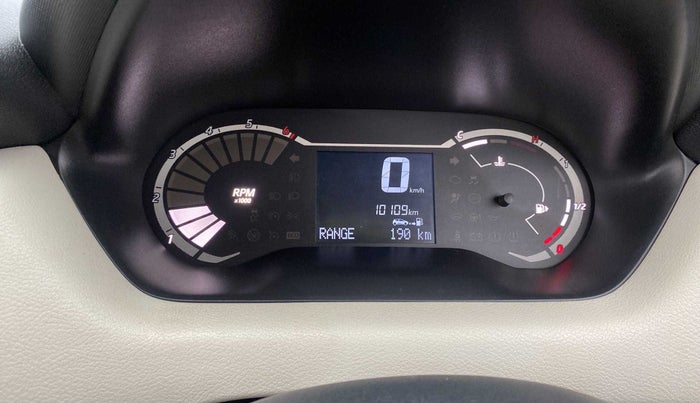 2023 Nissan MAGNITE XE, Petrol, Manual, 10,092 km, Odometer Image