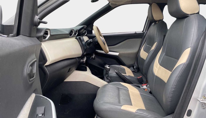2023 Nissan MAGNITE XE, Petrol, Manual, 10,092 km, Right Side Front Door Cabin