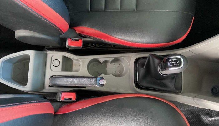2019 Tata Tiago XZ PETROL, Petrol, Manual, 20,221 km, Gear Lever