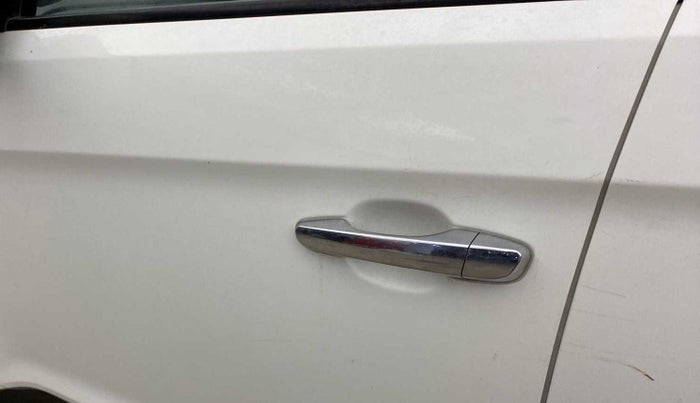 2019 Hyundai Creta SX AT 1.6 PETROL, Petrol, Automatic, 47,435 km, Front passenger door - Minor scratches