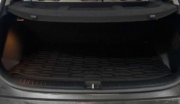 2022 KIA SELTOS GTX (O) 1.4, Petrol, Manual, 23,339 km, Boot Inside