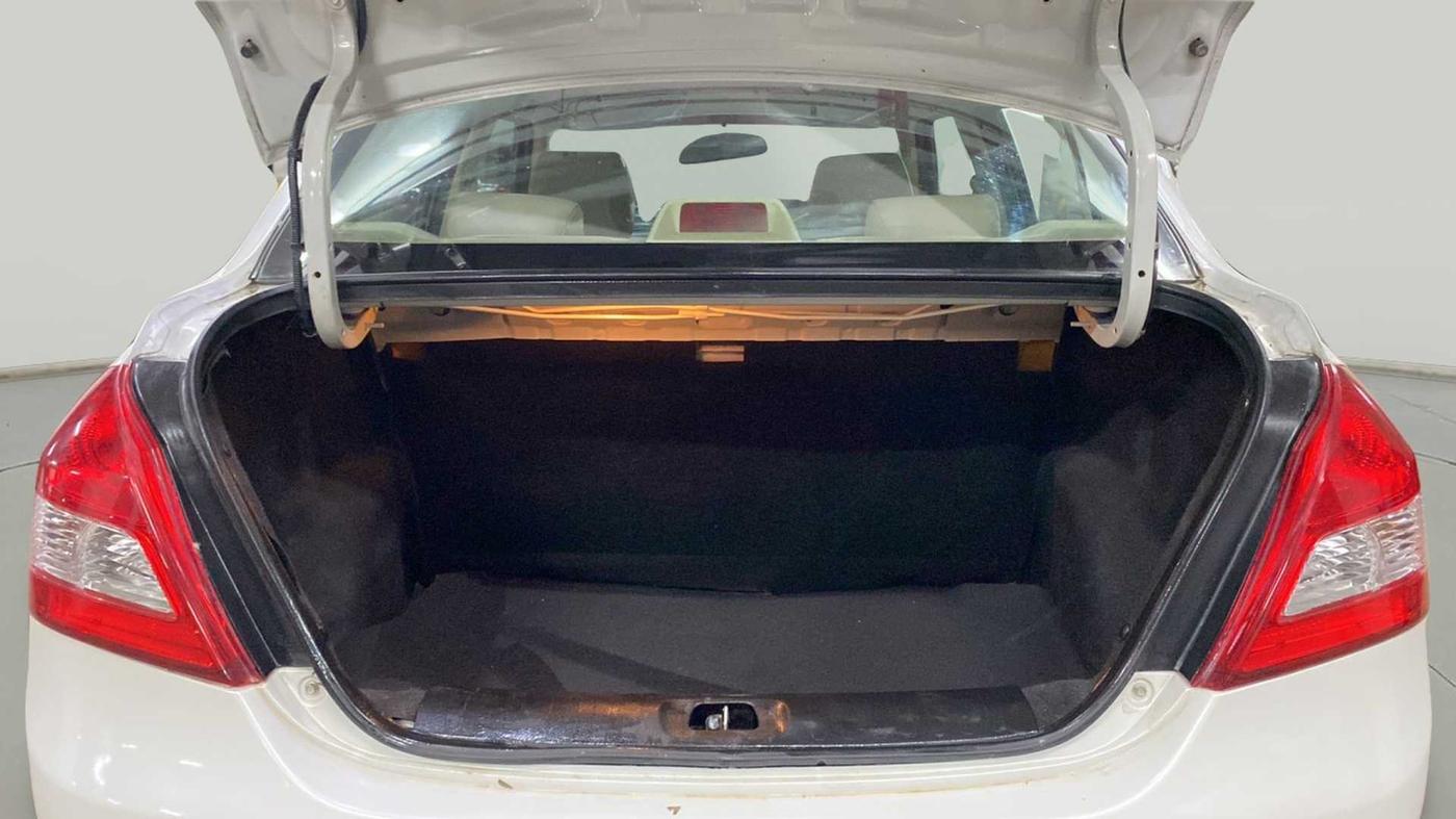 2013 Maruti Swift Dzire VDI, Diesel, Manual, 40,036 km, Boot Inside