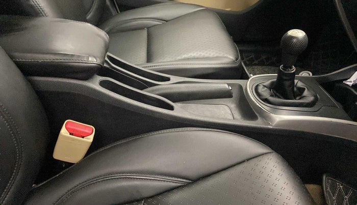 2018 Honda City 1.5L I-VTEC V MT, CNG, Manual, 72,415 km, Gear Lever