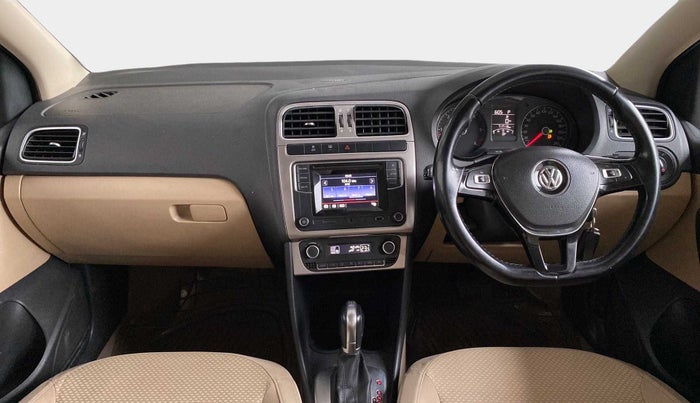 2017 Volkswagen Ameo HIGHLINE PLUS 1.5L AT 16 ALLOY, Diesel, Automatic, 71,851 km, Dashboard