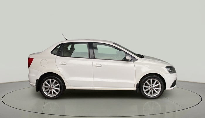2017 Volkswagen Ameo HIGHLINE PLUS 1.5L AT 16 ALLOY, Diesel, Automatic, 71,851 km, Right Side View