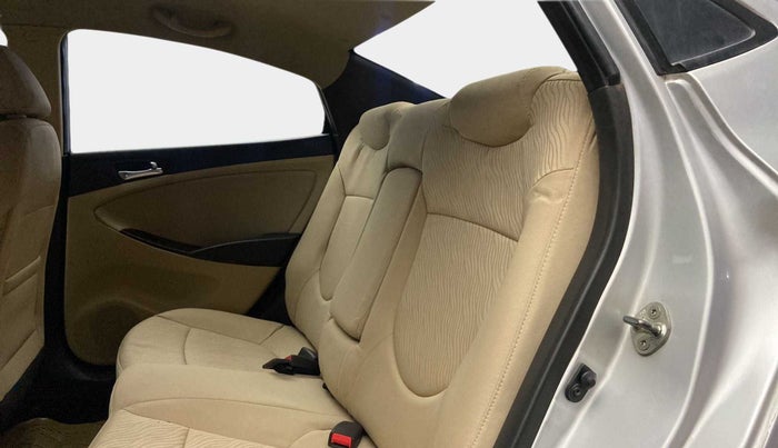 2012 Hyundai Verna FLUIDIC 1.6 VTVT EX, Petrol, Manual, 81,253 km, Right Side Rear Door Cabin