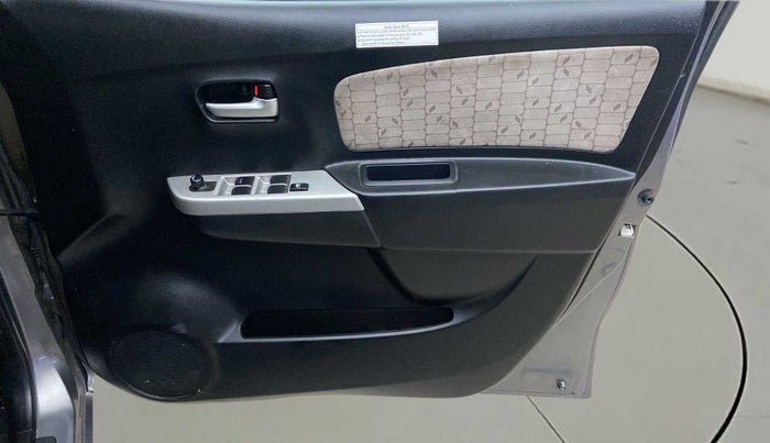 2016 Maruti Wagon R 1.0 VXI AMT, Petrol, Automatic, 86,692 km, Driver Side Door Panels Control