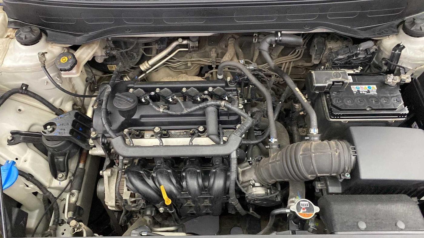 2021 Hyundai VENUE S 1.2, Petrol, Manual, 63,608 km, Open Bonet