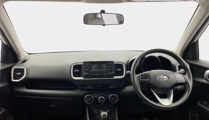 2021 Hyundai VENUE S 1.2, Petrol, Manual, 63,608 km, Dashboard