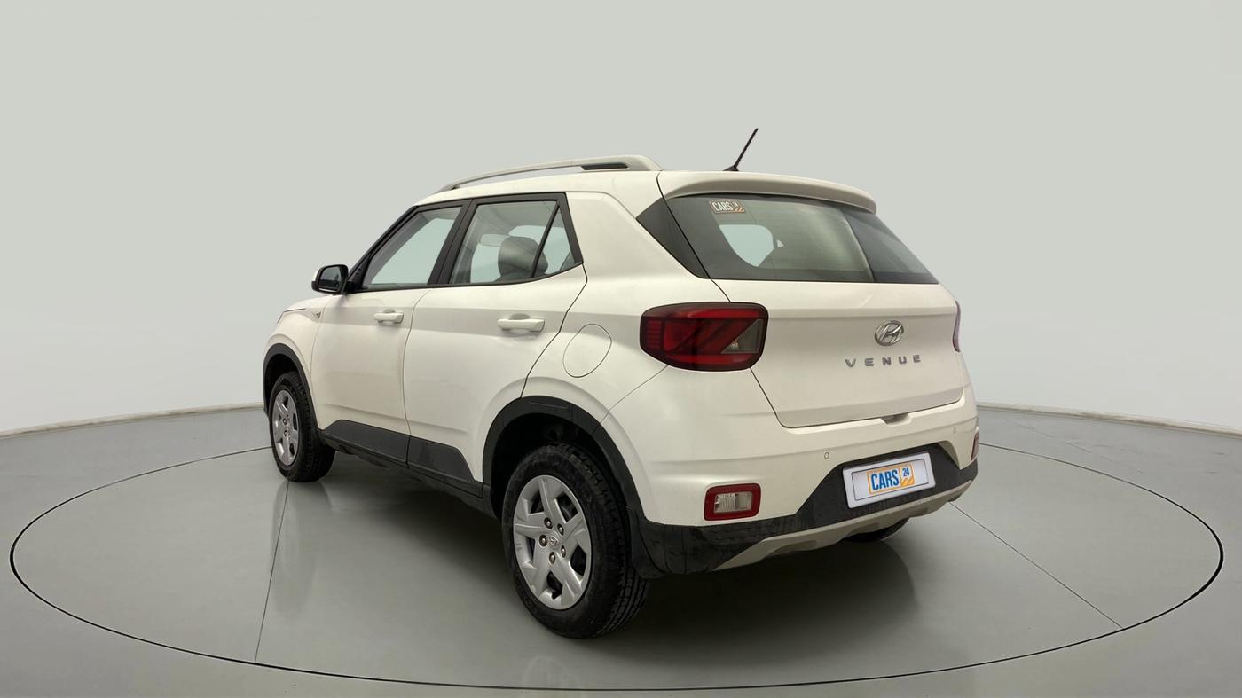 2021 Hyundai VENUE S 1.2, Petrol, Manual, 63,608 km, Left Back Diagonal