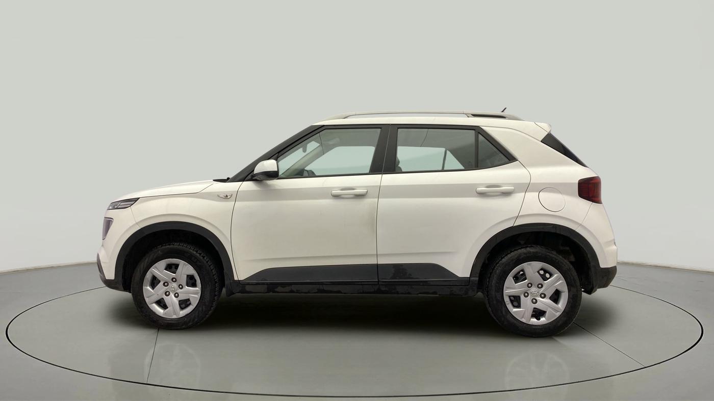 2021 Hyundai VENUE S 1.2, Petrol, Manual, 63,608 km, Left Side