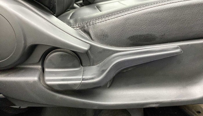 2023 Honda Amaze 1.2L I-VTEC VX CVT, Petrol, Automatic, 10,127 km, Driver Side Adjustment Panel