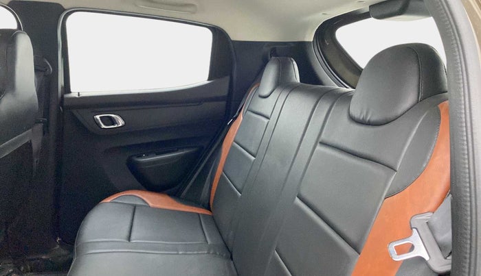 2021 Renault Kwid CLIMBER 1.0 (O), Petrol, Manual, 7,391 km, Right Side Rear Door Cabin